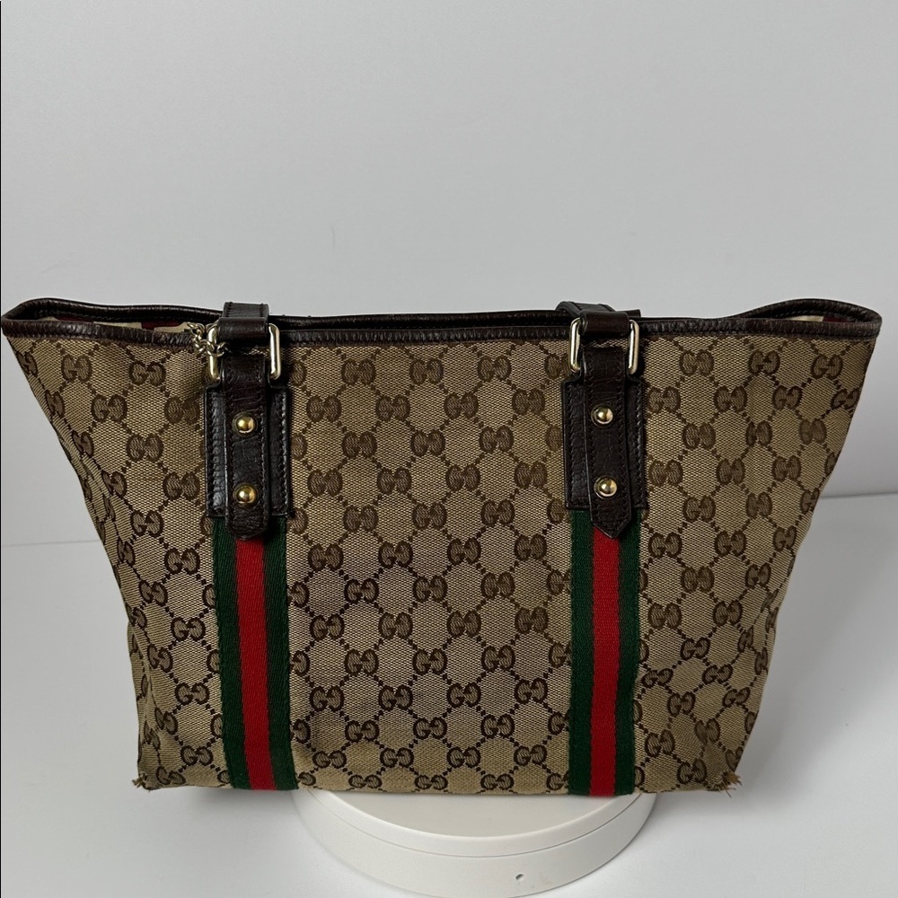 💯 Authentic Gucci Tote Bag with Cherryline🍀 - Picture 13 of 17